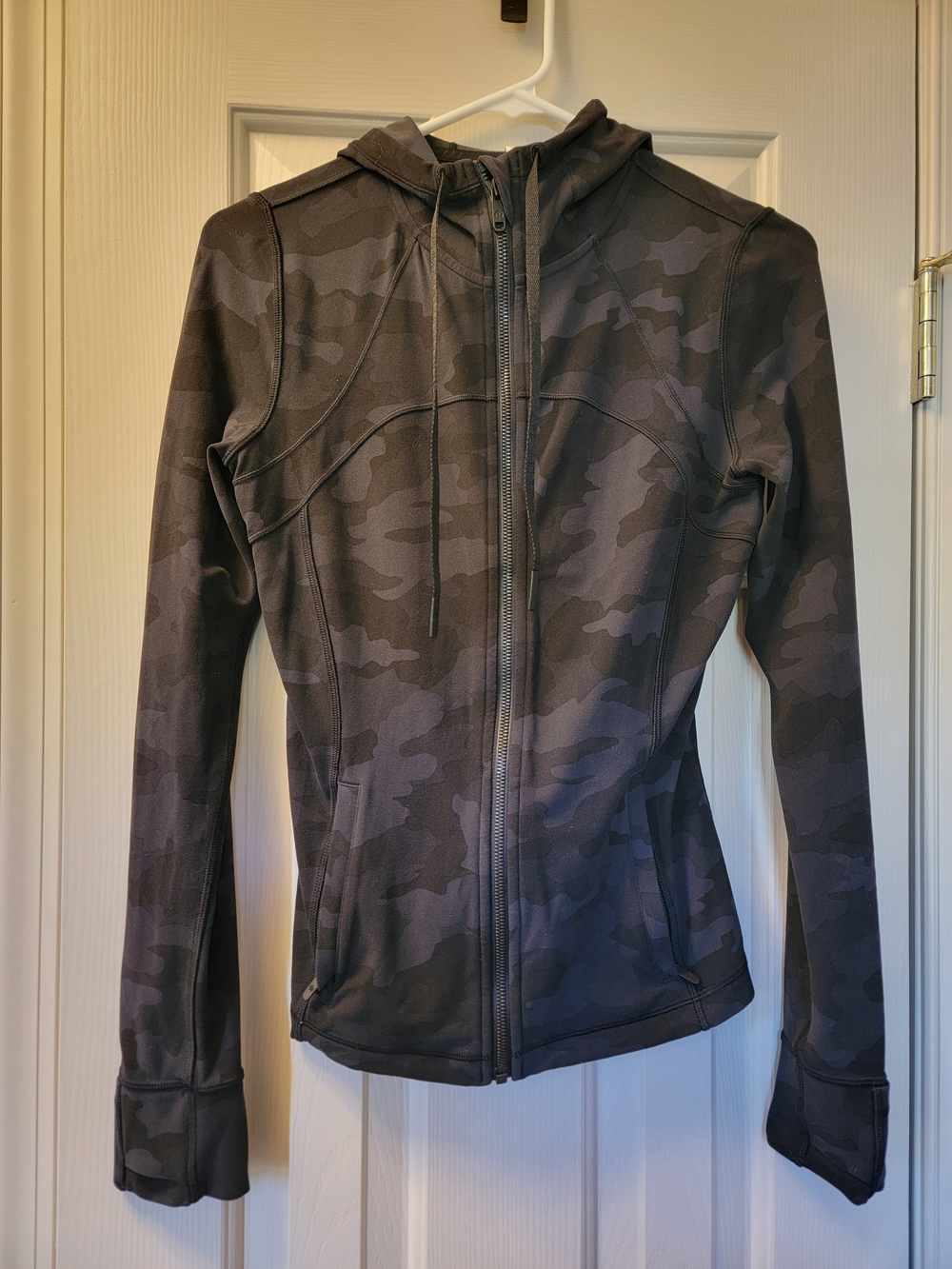 Lululemon Grey Camo Zip-Up Hoodie Jacket (Size 8)